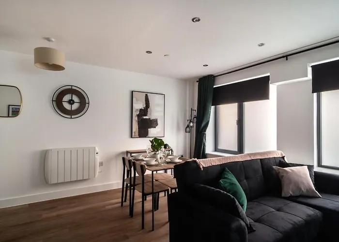 Stayzeni, Alexandra Rise Manchester Neat 1Br Flat