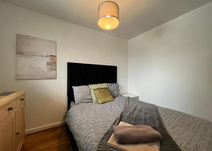 Cosy 2 Bedroom Apartment In Manchester
